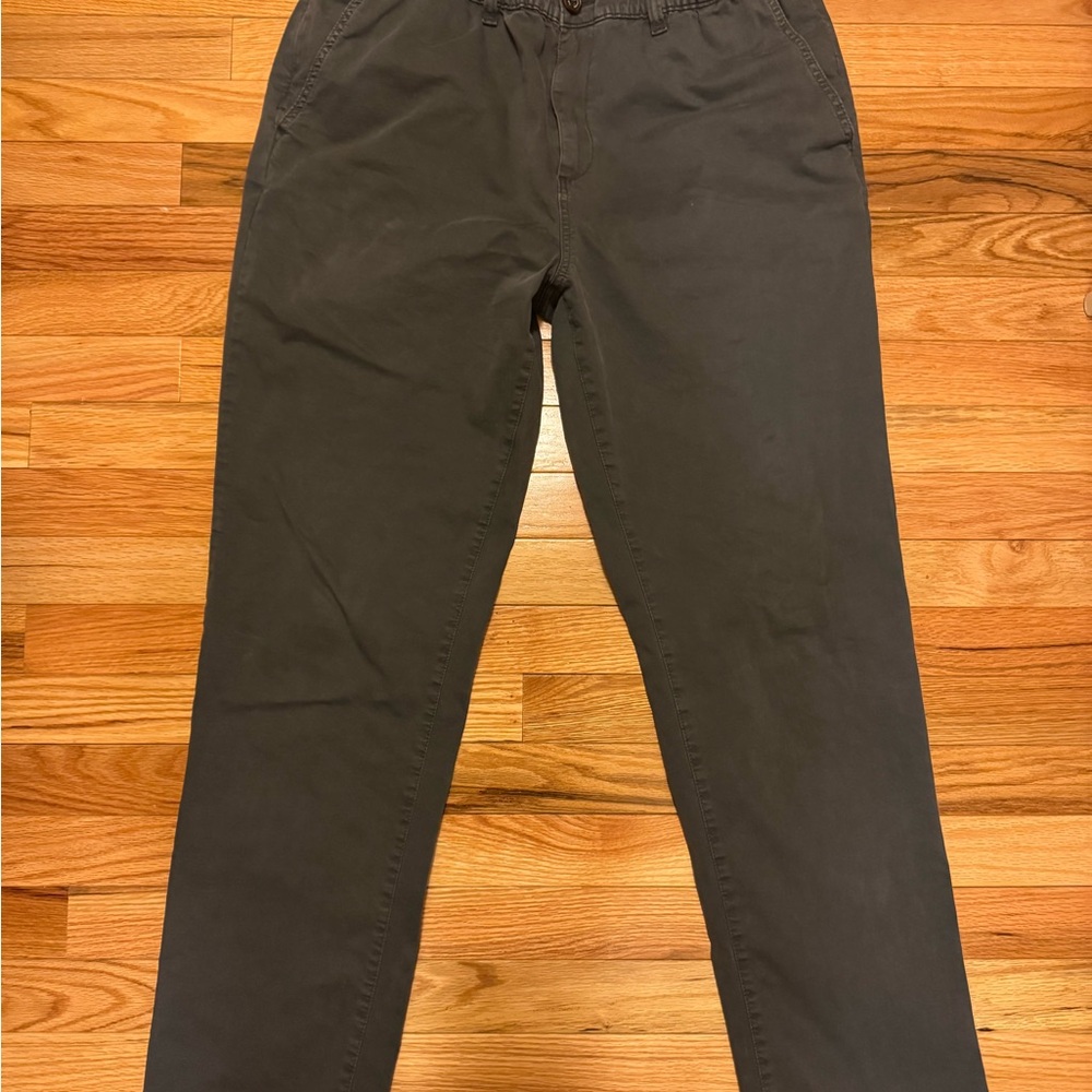 Chubbies Gray Chinos with Straight Leg Design